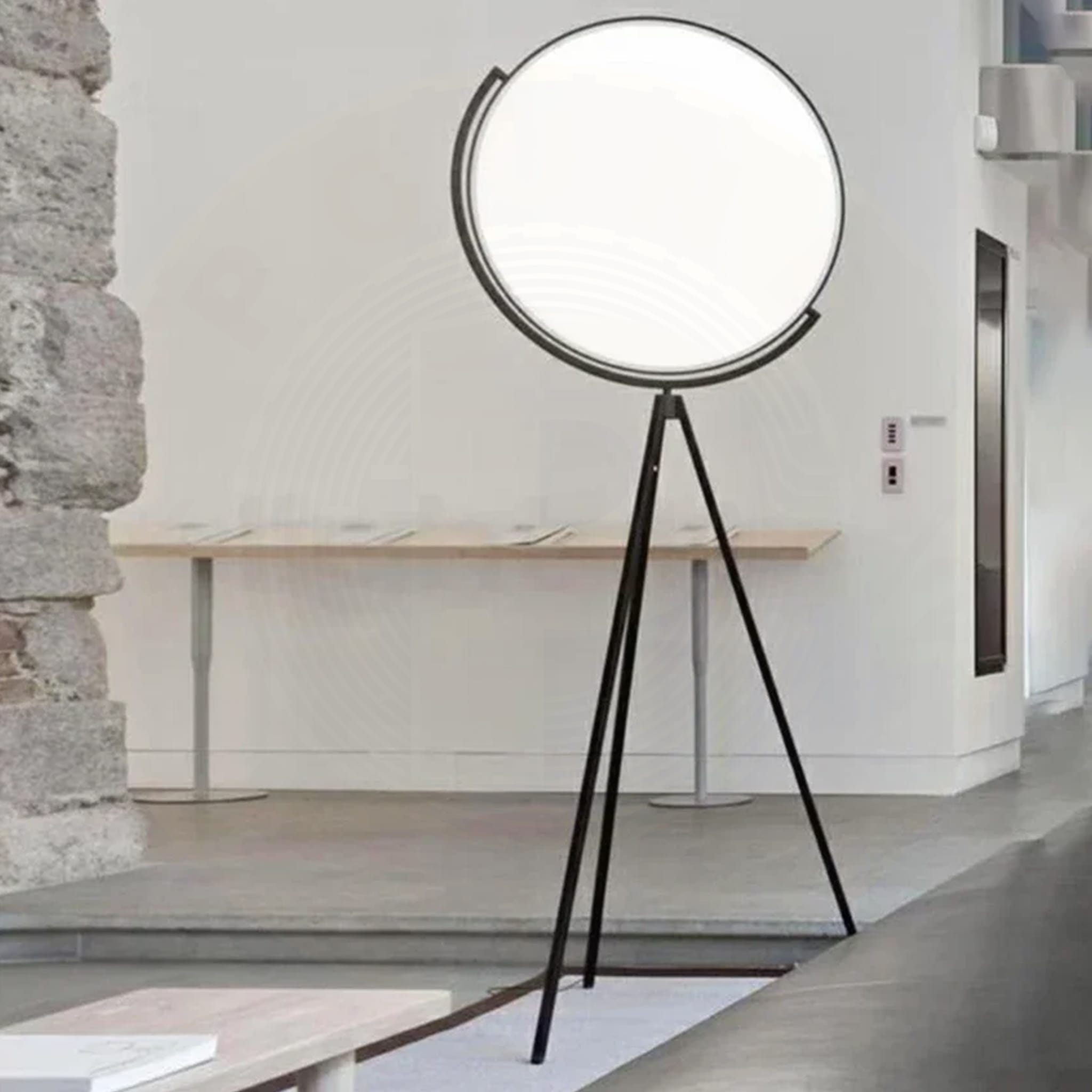 مصباح أرضي معدن ترايبود ومرايا