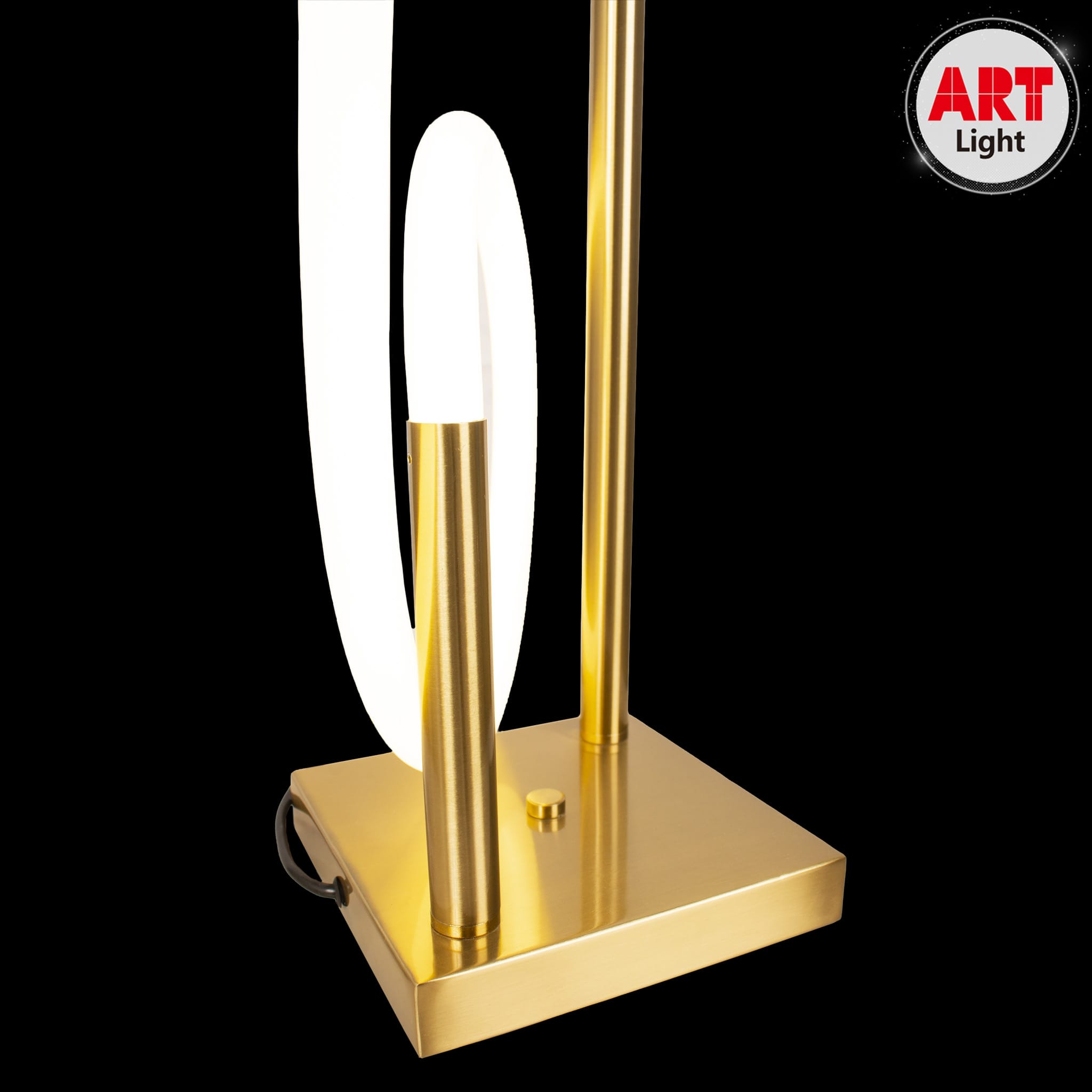 مصباح طاولة LED ذهبي