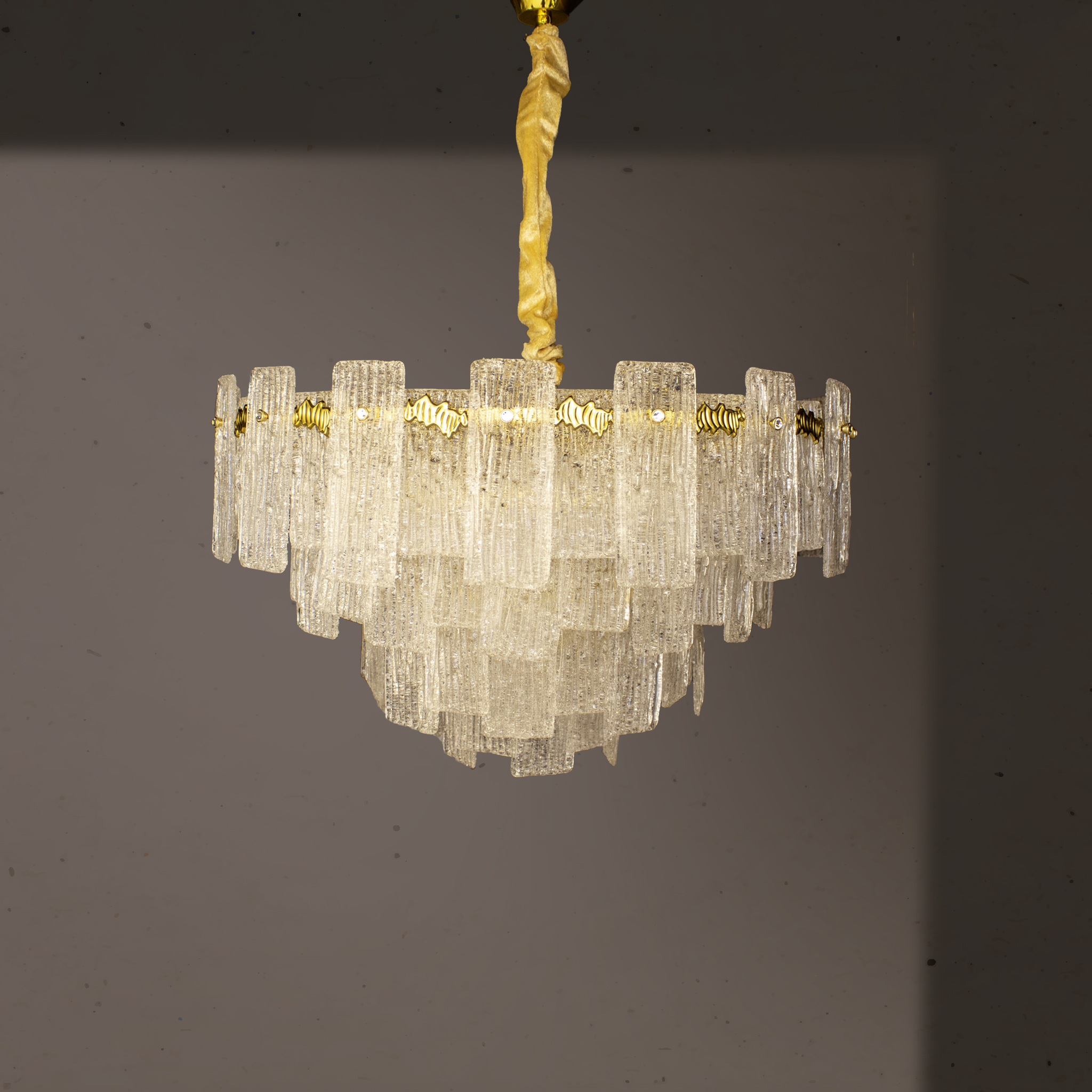 ثريا نيوكلاسيك مقاس 120سم