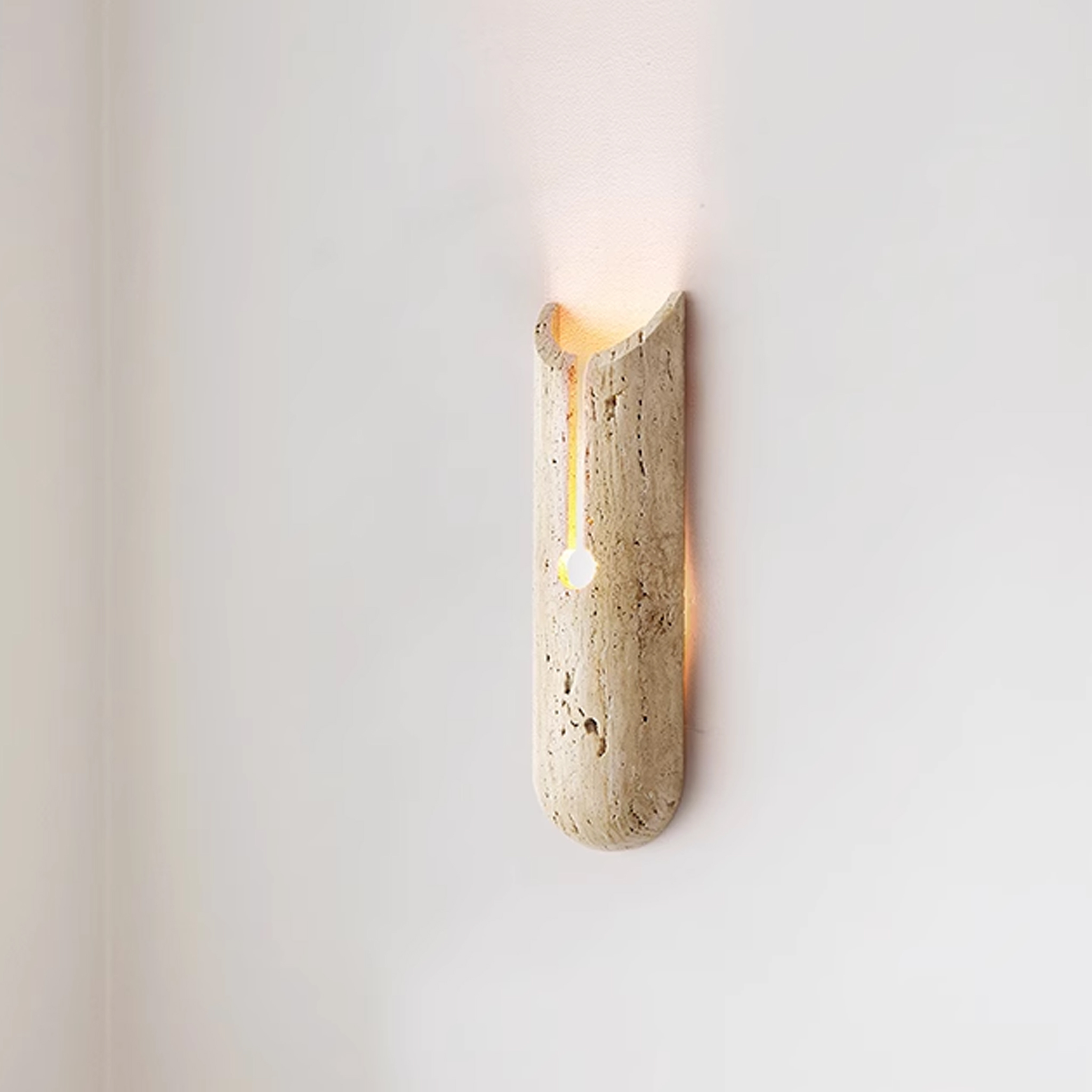 ابليك جداري أسطواني بيج دافئ الإضاءة مع غطاء صخري