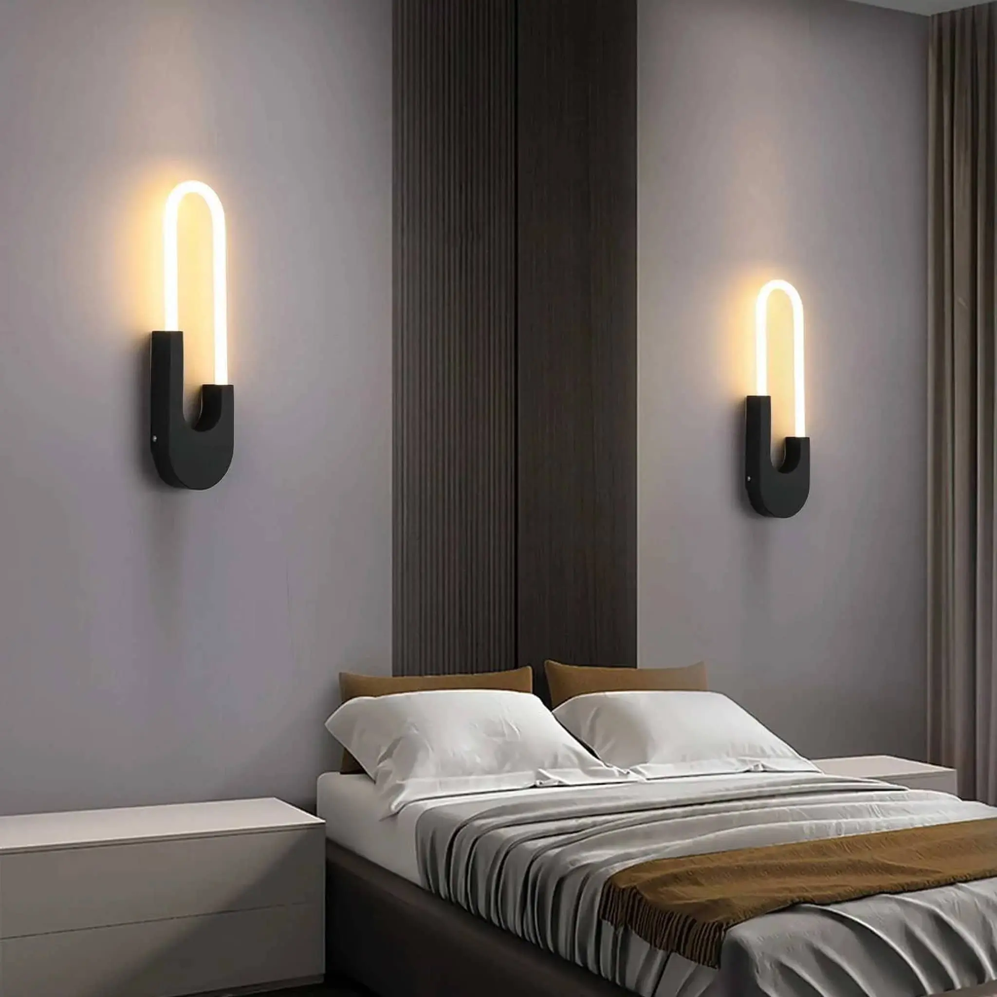 مصباح حائط معدني أسود مع أنبوب أكريليك