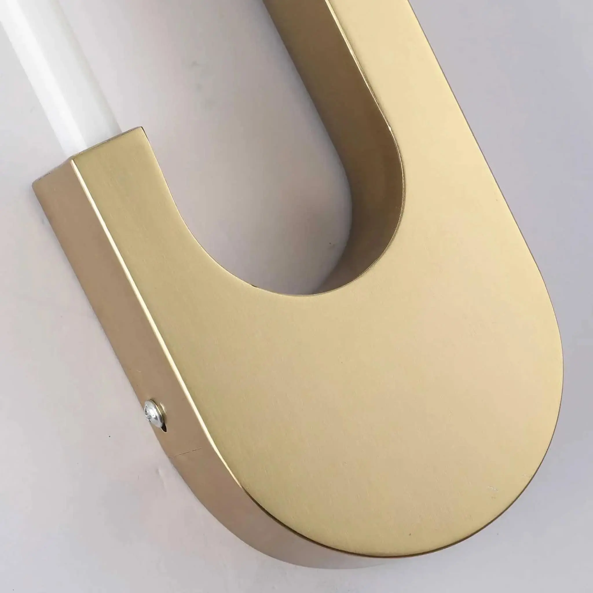 مصباح حائط ذهبي مع أنبوب أكريليك